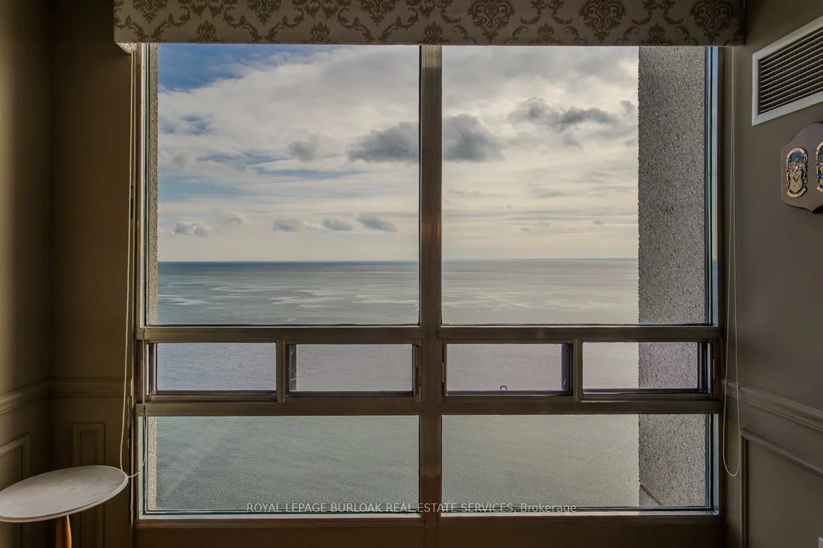 2170, Marine, 1001 - BR Bronte, Oakville