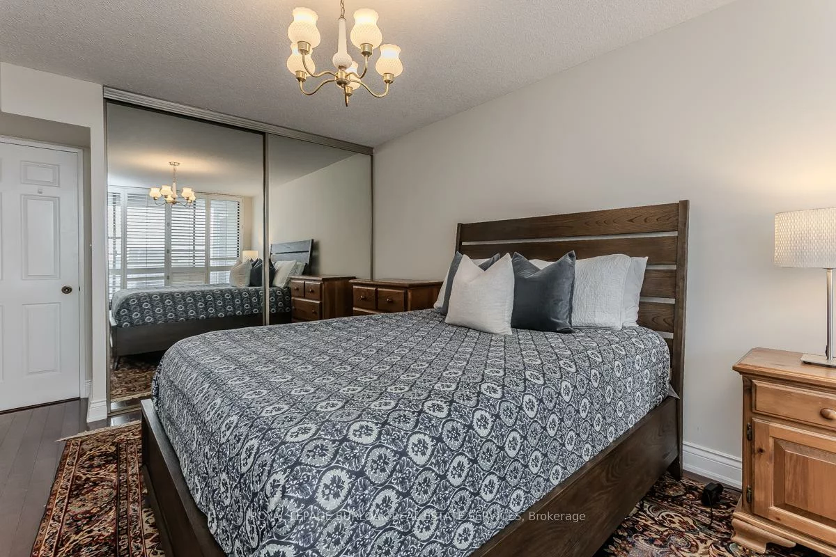 2170, Marine, 1001 - BR Bronte, Oakville