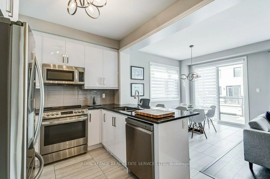 143, Grovewood, 1008 - GO Glenorchy, Oakville