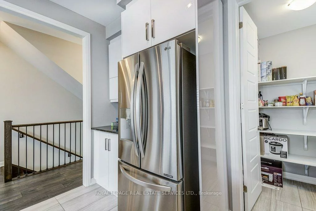 143, Grovewood, 1008 - GO Glenorchy, Oakville