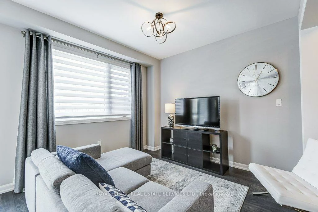 143, Grovewood, 1008 - GO Glenorchy, Oakville