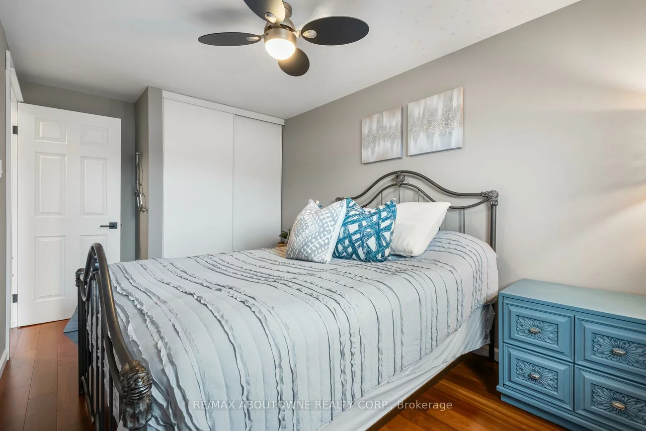 71, Sarah, 1001 - BR Bronte, Oakville