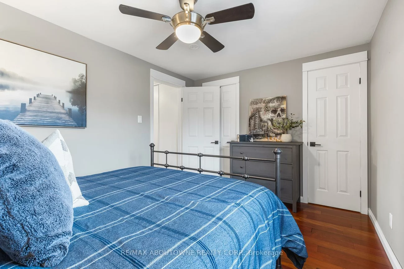 71, Sarah, 1001 - BR Bronte, Oakville