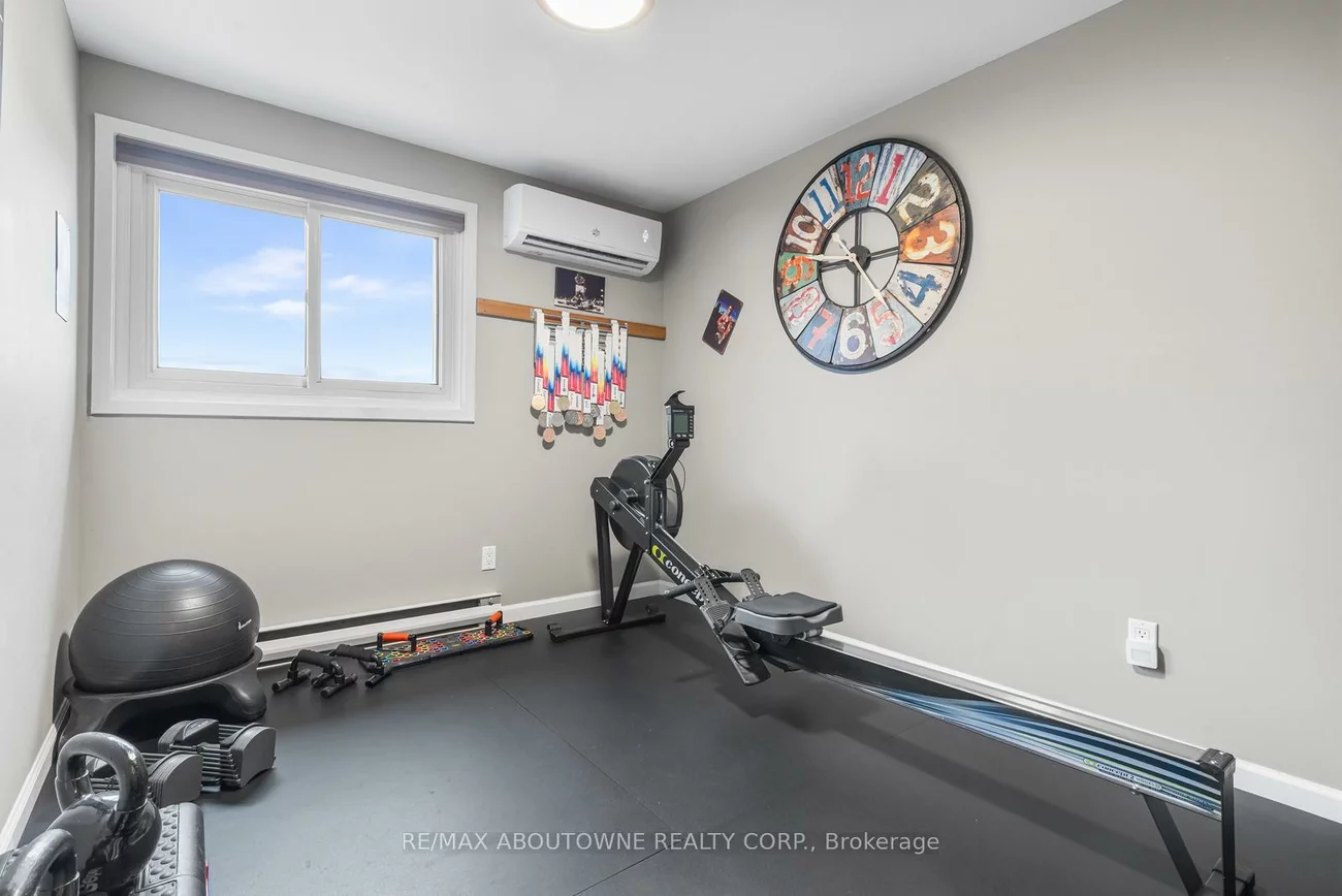 71, Sarah, 1001 - BR Bronte, Oakville