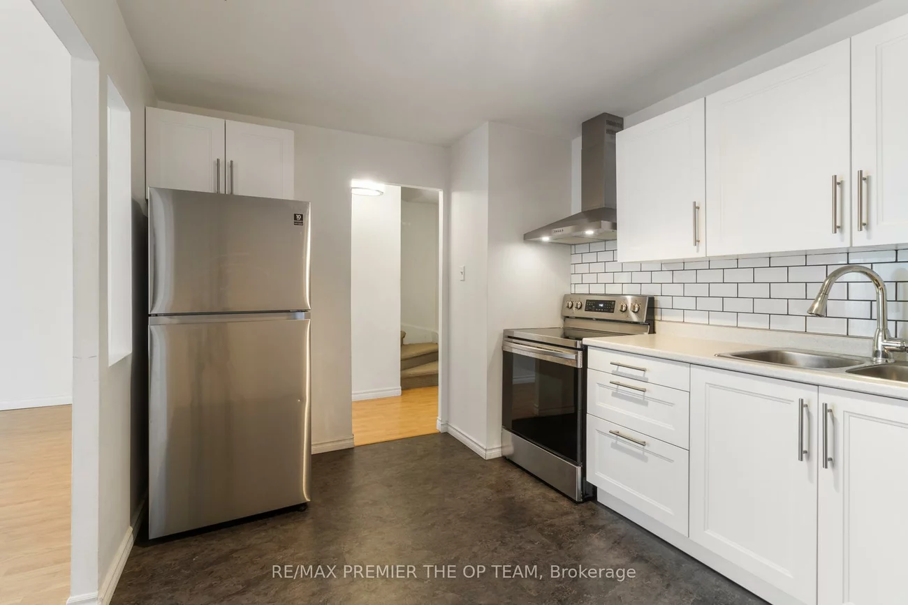 1016, Falgarwood, 1005 - FA Falgarwood, Oakville