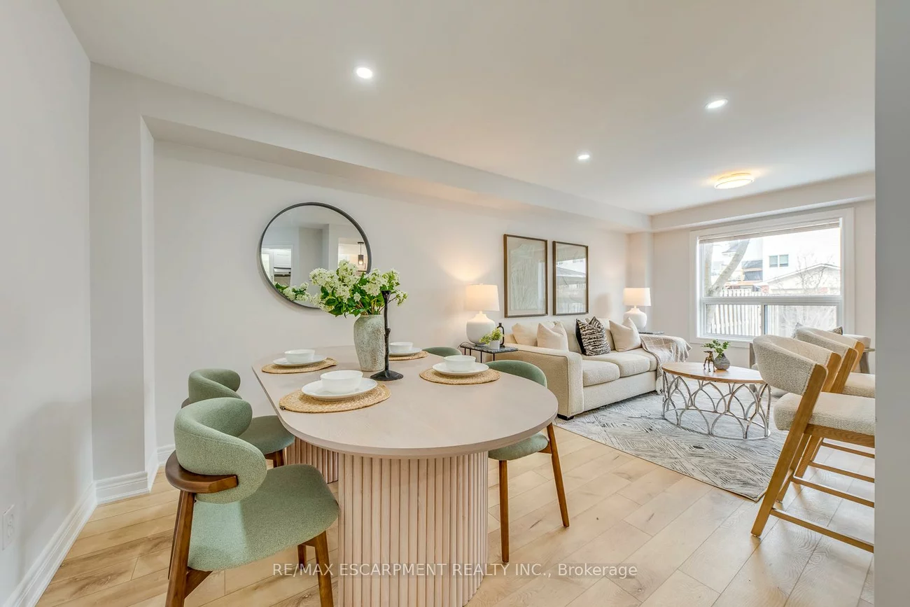 2350, Grand Ravine, 1015 - RO River Oaks, Oakville