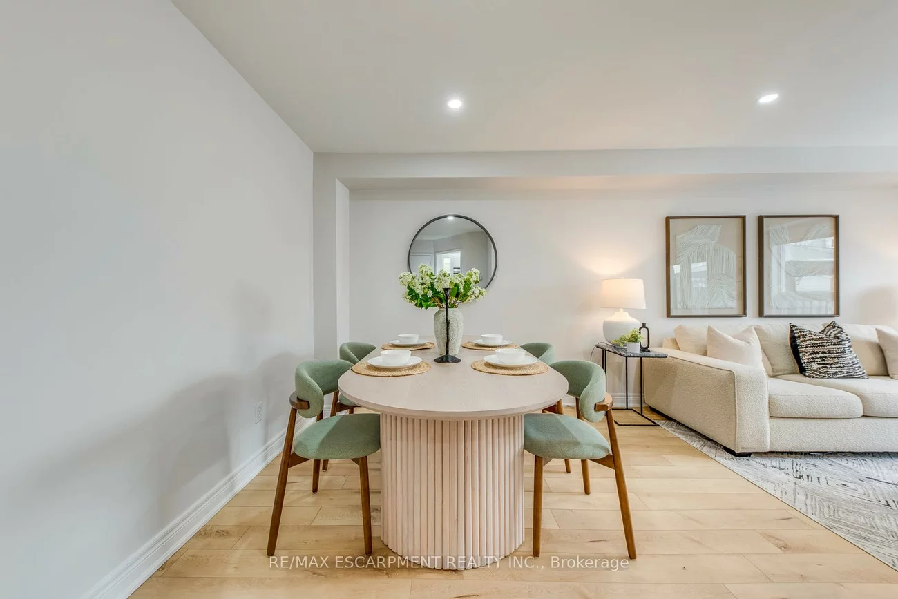 2350, Grand Ravine, 1015 - RO River Oaks, Oakville