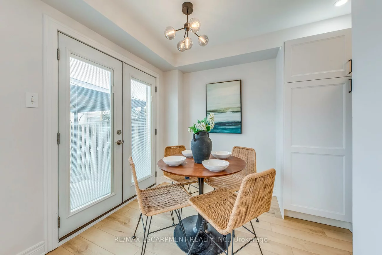 2350, Grand Ravine, 1015 - RO River Oaks, Oakville