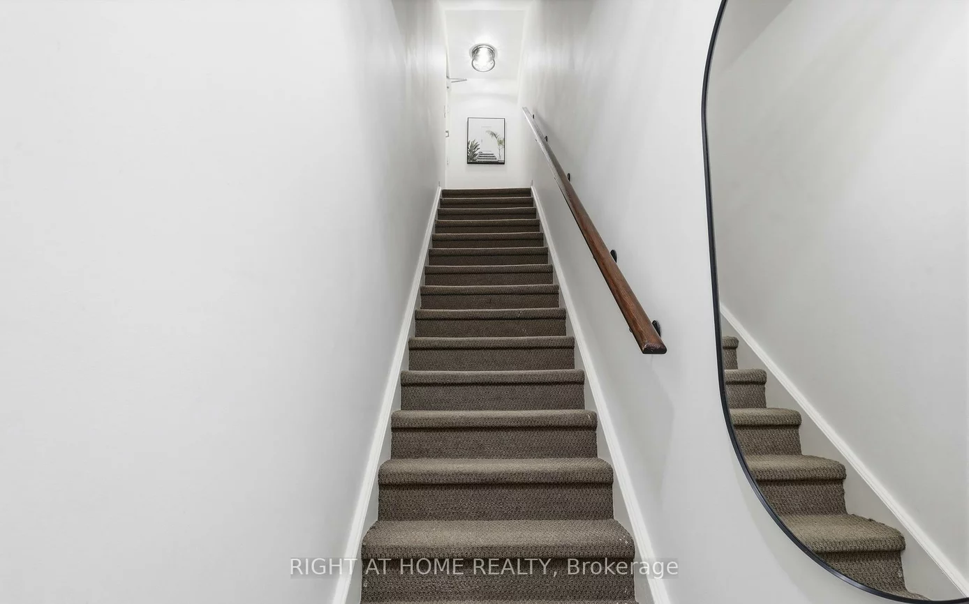 2420, Baronwood, 1019 - WM Westmount, Oakville