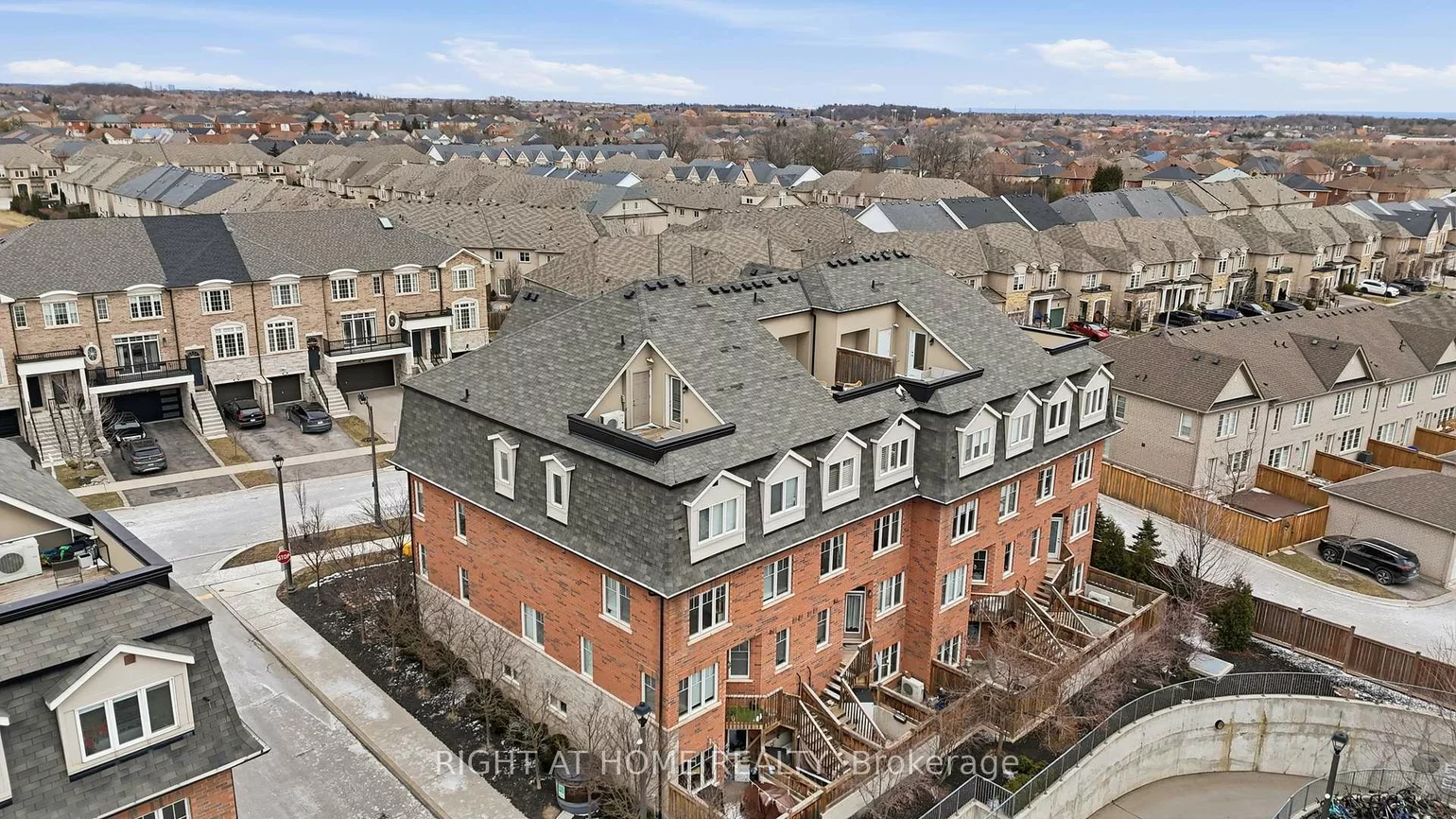 2420, Baronwood, 1019 - WM Westmount, Oakville