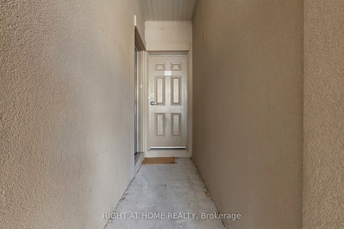 2420, Baronwood, 1019 - WM Westmount, Oakville