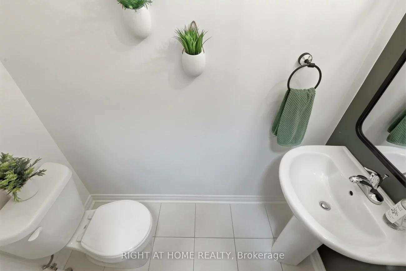 2420, Baronwood, 1019 - WM Westmount, Oakville