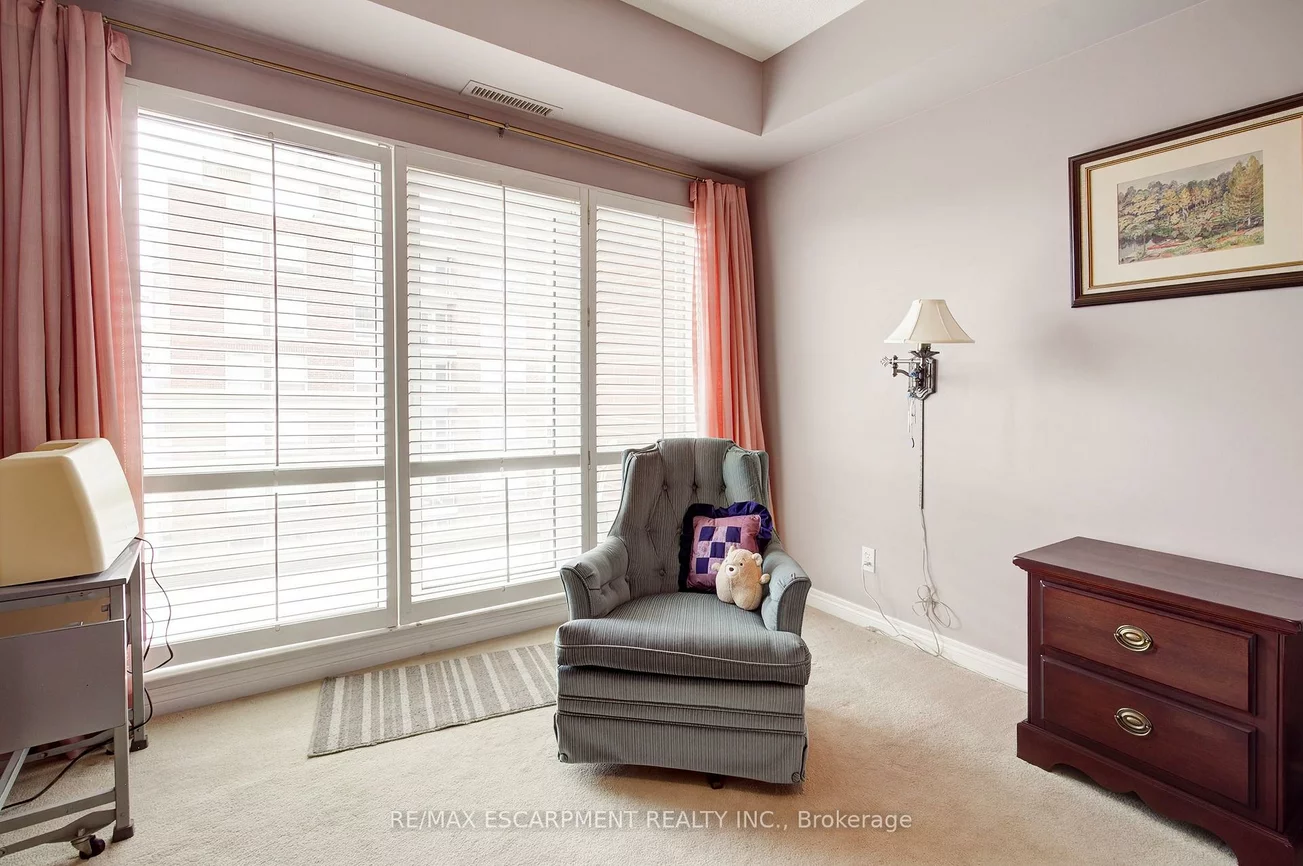 50, Old Mill, 1013 - OO Old Oakville, Oakville