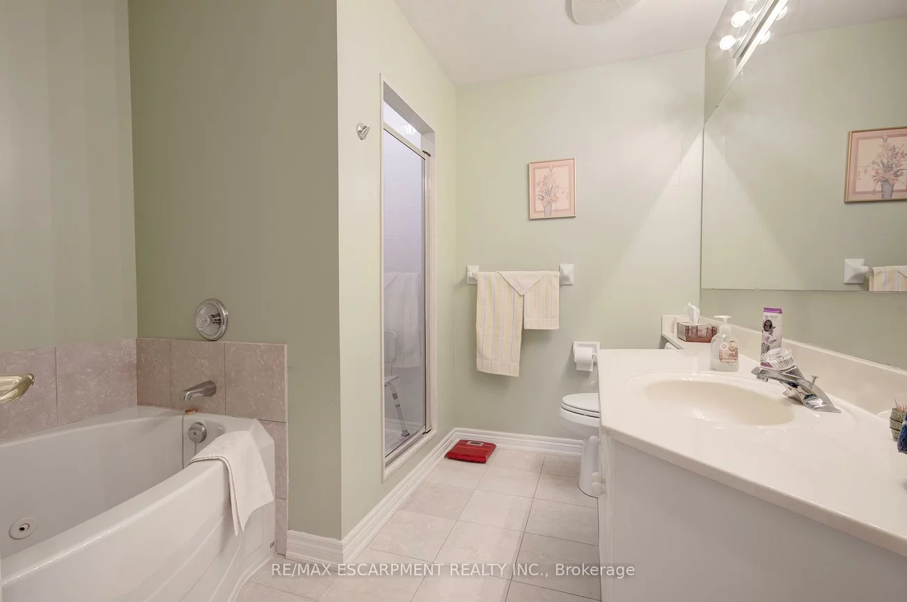 50, Old Mill, 1013 - OO Old Oakville, Oakville