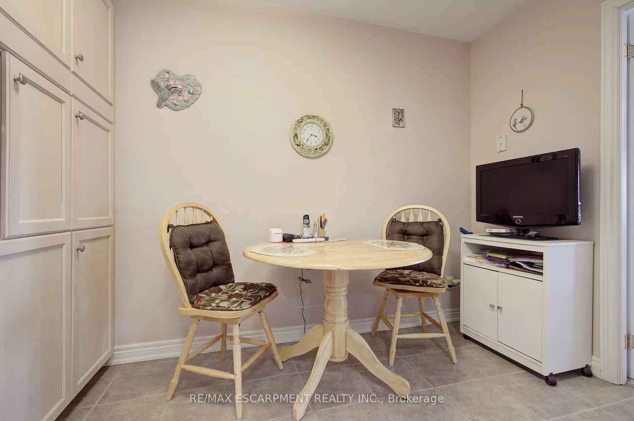 50, Old Mill, 1013 - OO Old Oakville, Oakville