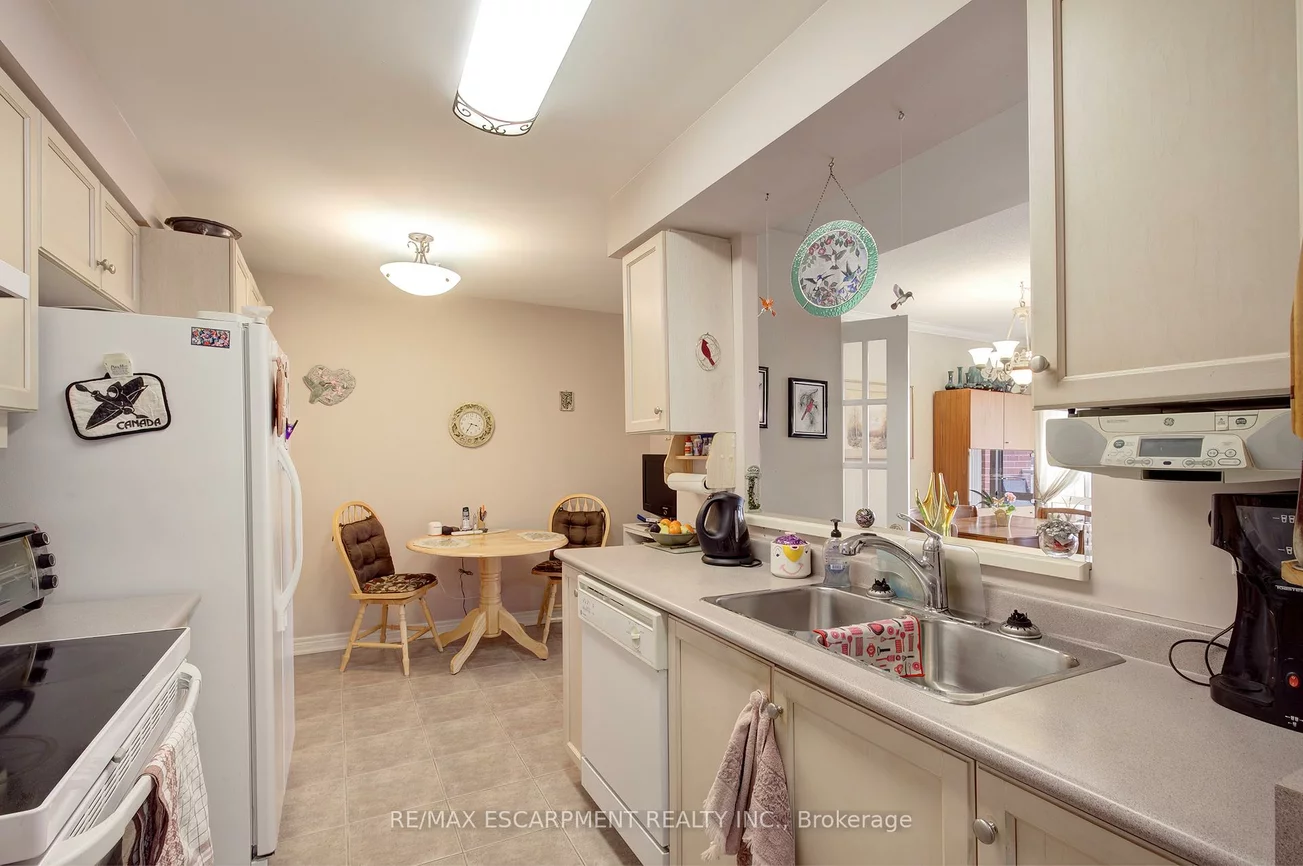 50, Old Mill, 1013 - OO Old Oakville, Oakville