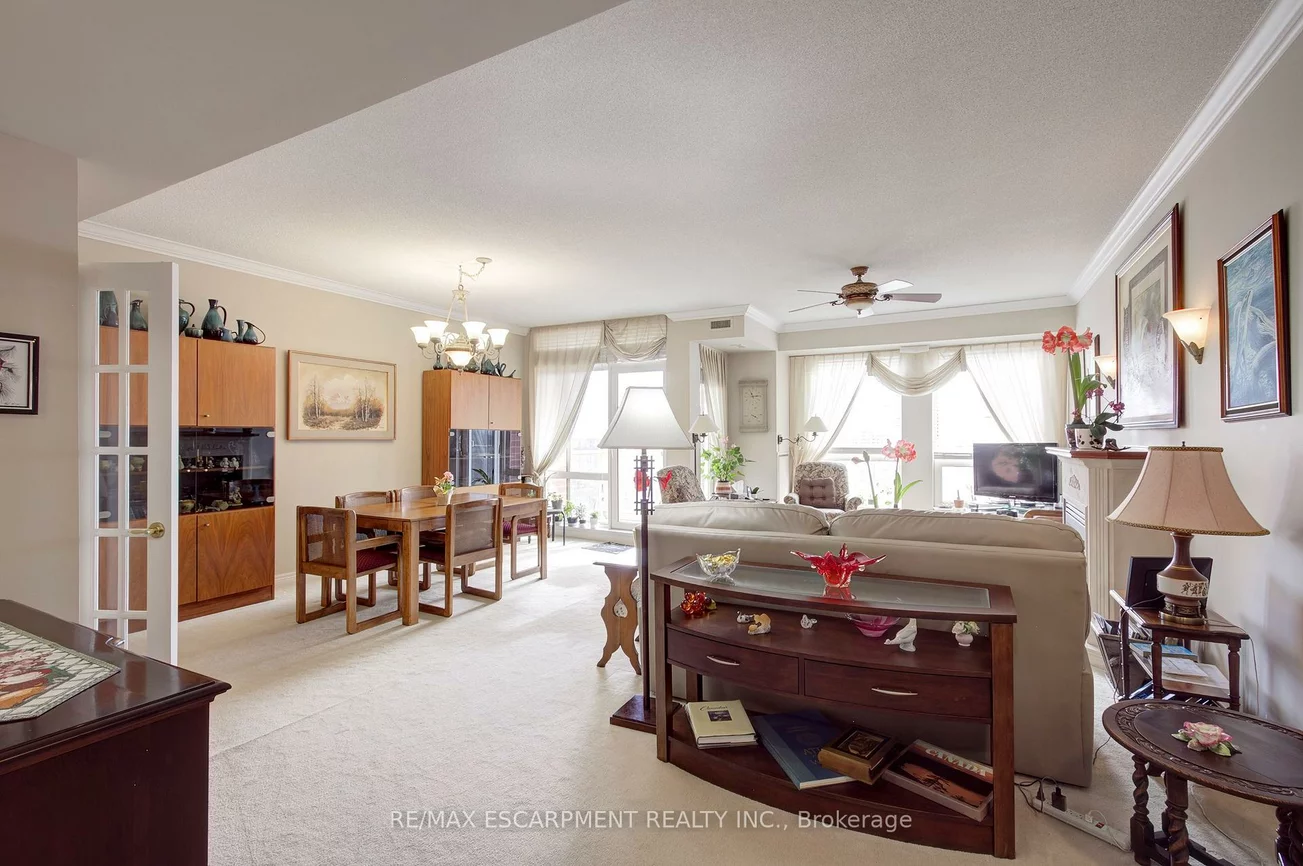 50, Old Mill, 1013 - OO Old Oakville, Oakville