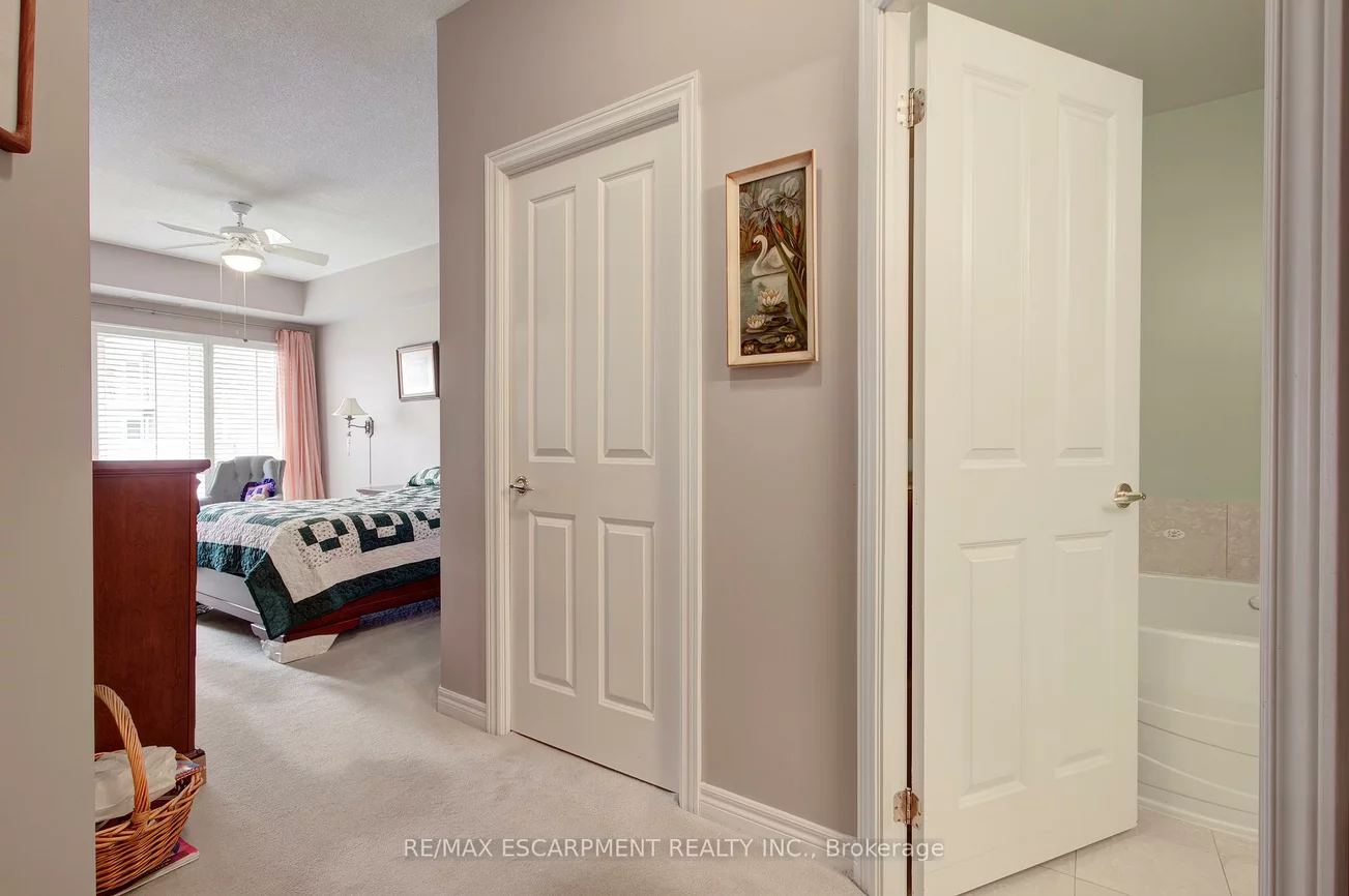 50, Old Mill, 1013 - OO Old Oakville, Oakville