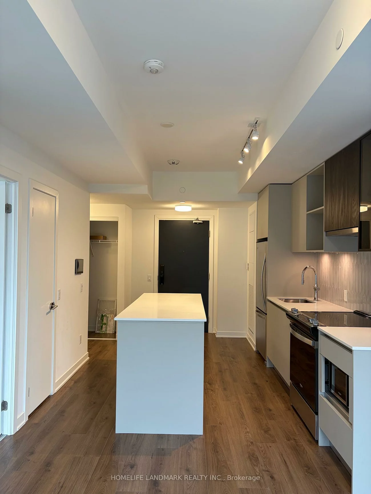 405, Dundas, 1008 - GO Glenorchy, Oakville