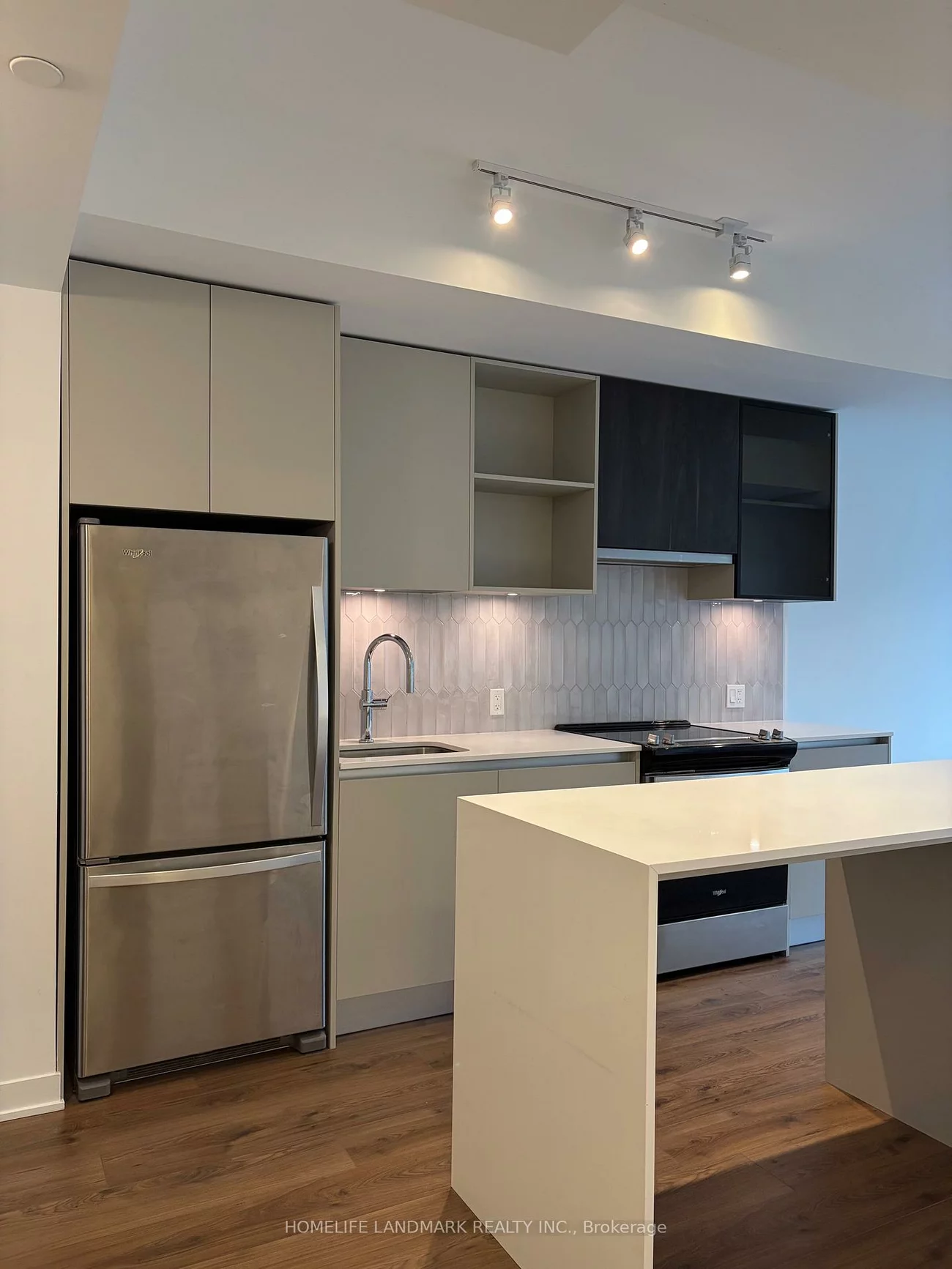 405, Dundas, 1008 - GO Glenorchy, Oakville