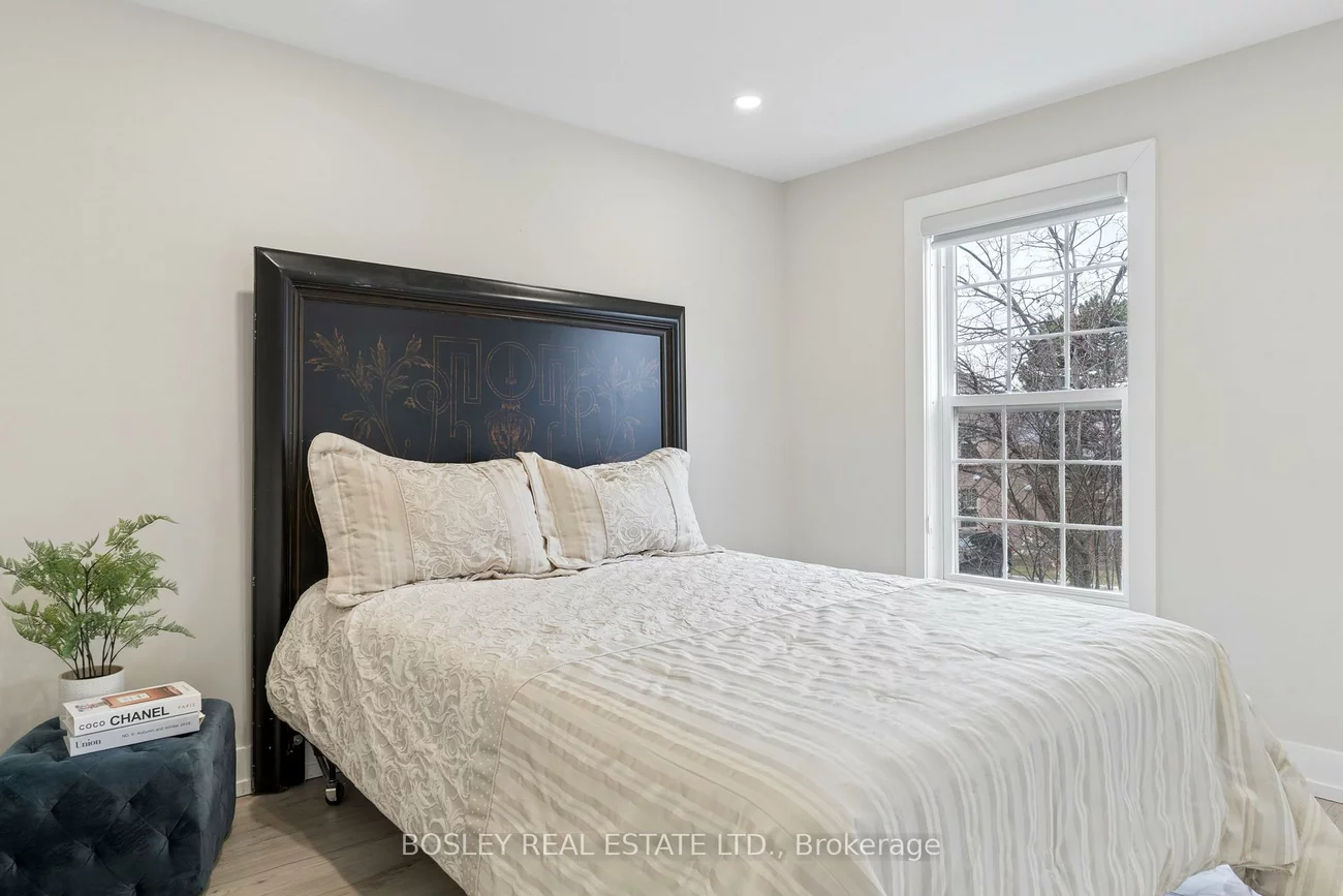 2272, Mowat, 1015 - RO River Oaks, Oakville