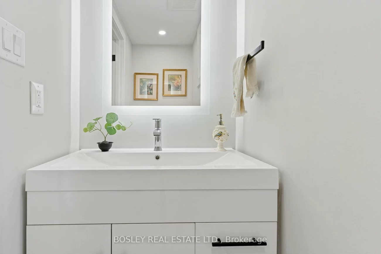 2272, Mowat, 1015 - RO River Oaks, Oakville