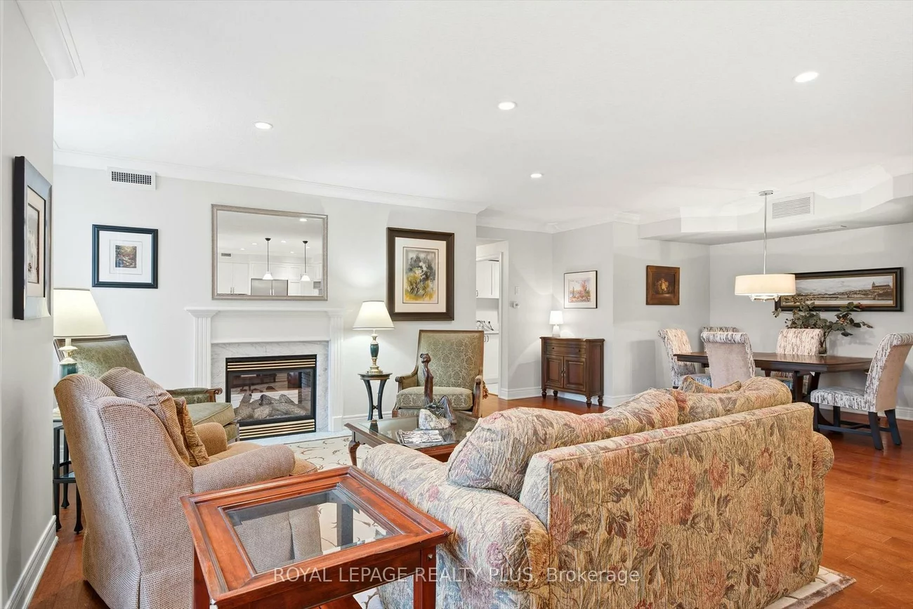 390, Upper Middle, 1005 - FA Falgarwood, Oakville