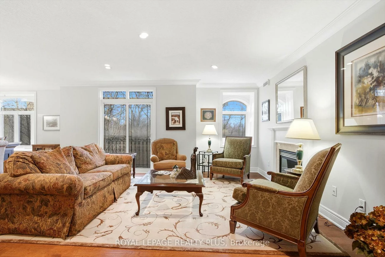 390, Upper Middle, 1005 - FA Falgarwood, Oakville