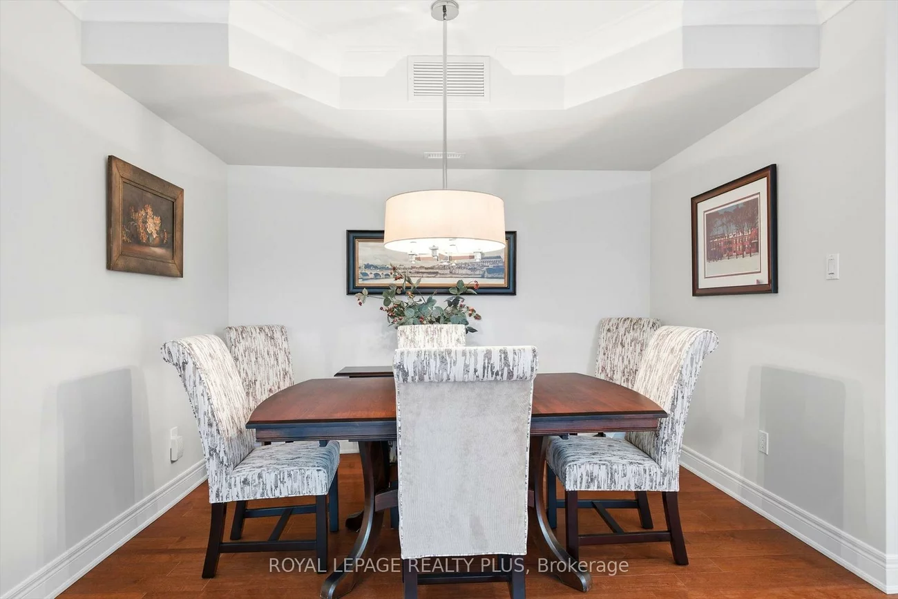 390, Upper Middle, 1005 - FA Falgarwood, Oakville