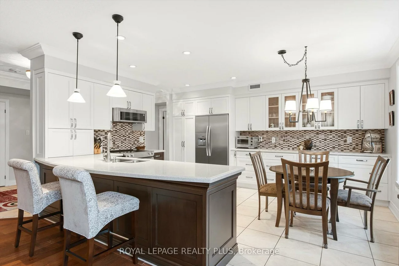 390, Upper Middle, 1005 - FA Falgarwood, Oakville