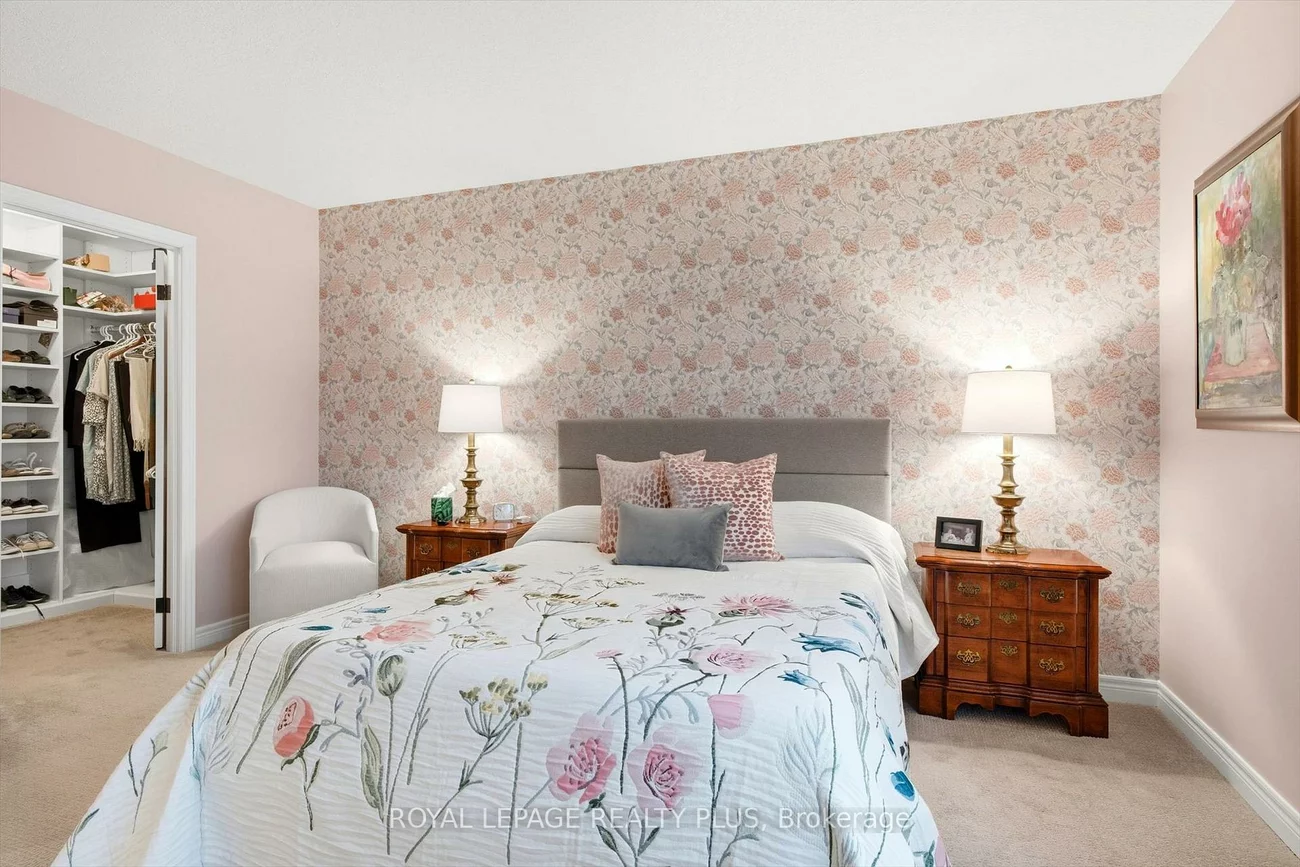 390, Upper Middle, 1005 - FA Falgarwood, Oakville