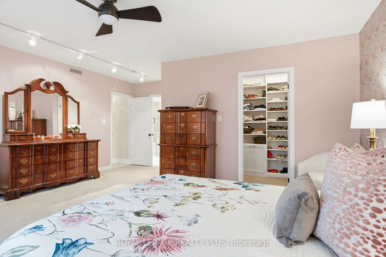 390, Upper Middle, 1005 - FA Falgarwood, Oakville