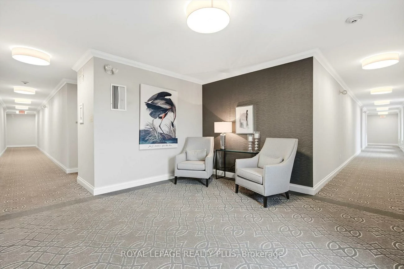 390, Upper Middle, 1005 - FA Falgarwood, Oakville