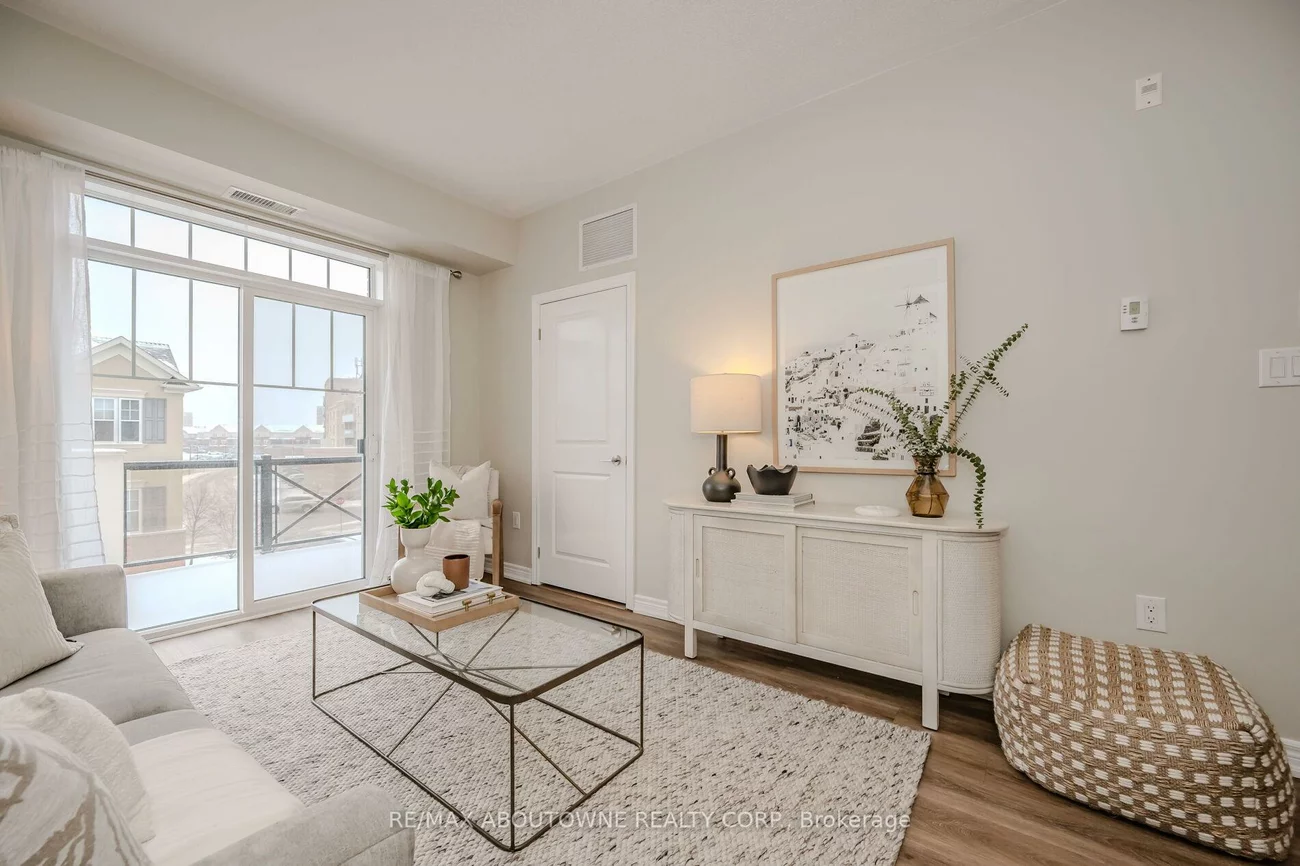 269, Georgian, 1015 - RO River Oaks, Oakville