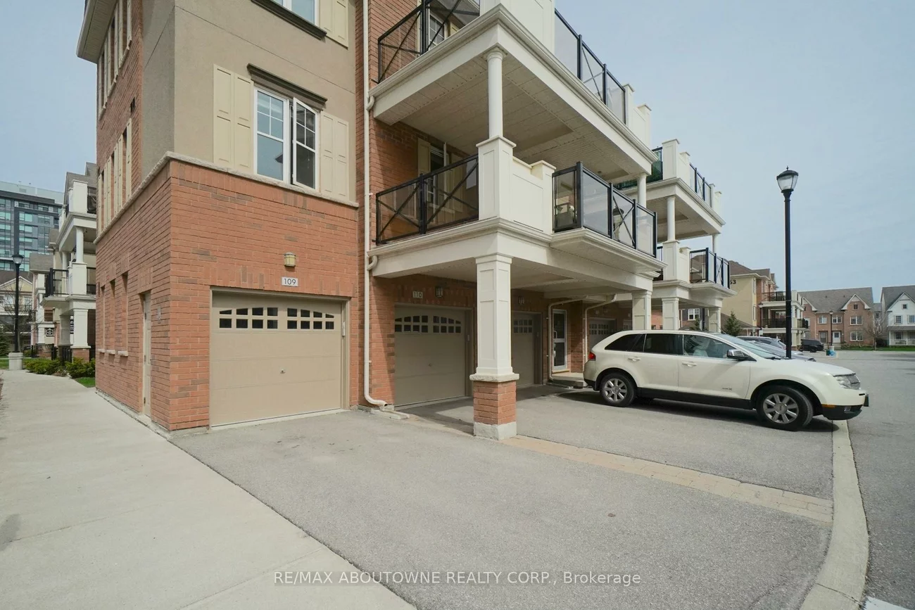 269, Georgian, 1015 - RO River Oaks, Oakville