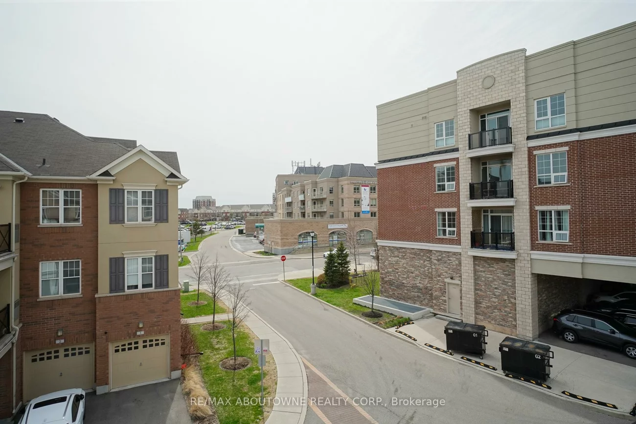 269, Georgian, 1015 - RO River Oaks, Oakville