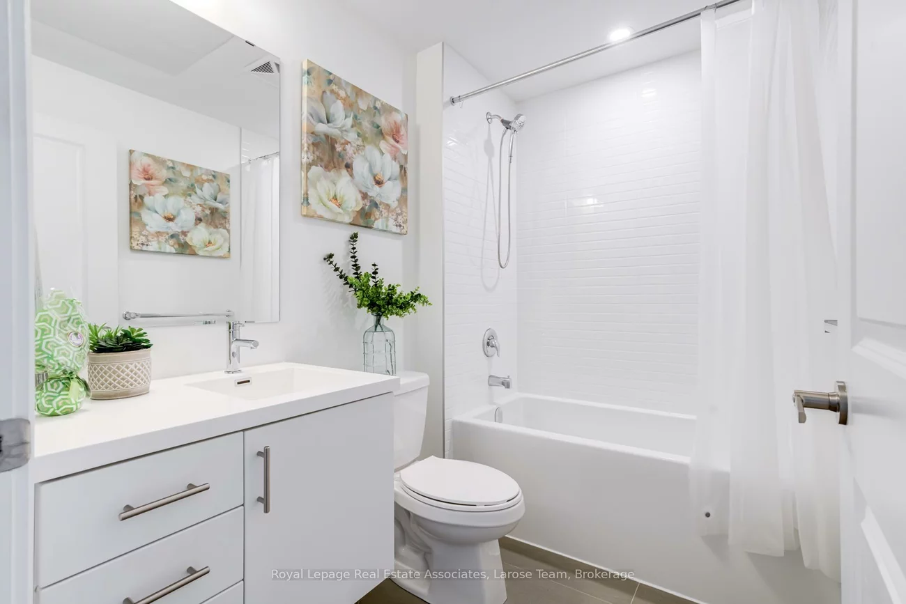 3200, William Coltson, 1010 - JM Joshua Meadows, Oakville