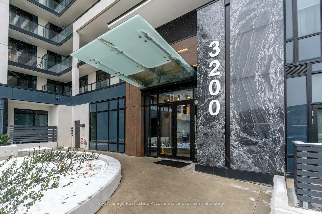 3200, William Coltson, 1010 - JM Joshua Meadows, Oakville