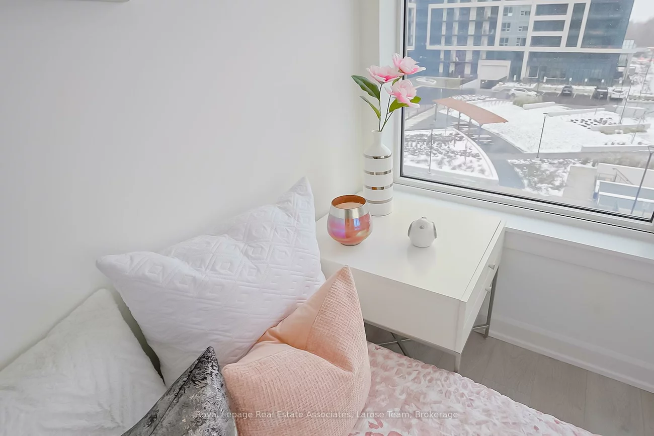 3200, William Coltson, 1010 - JM Joshua Meadows, Oakville