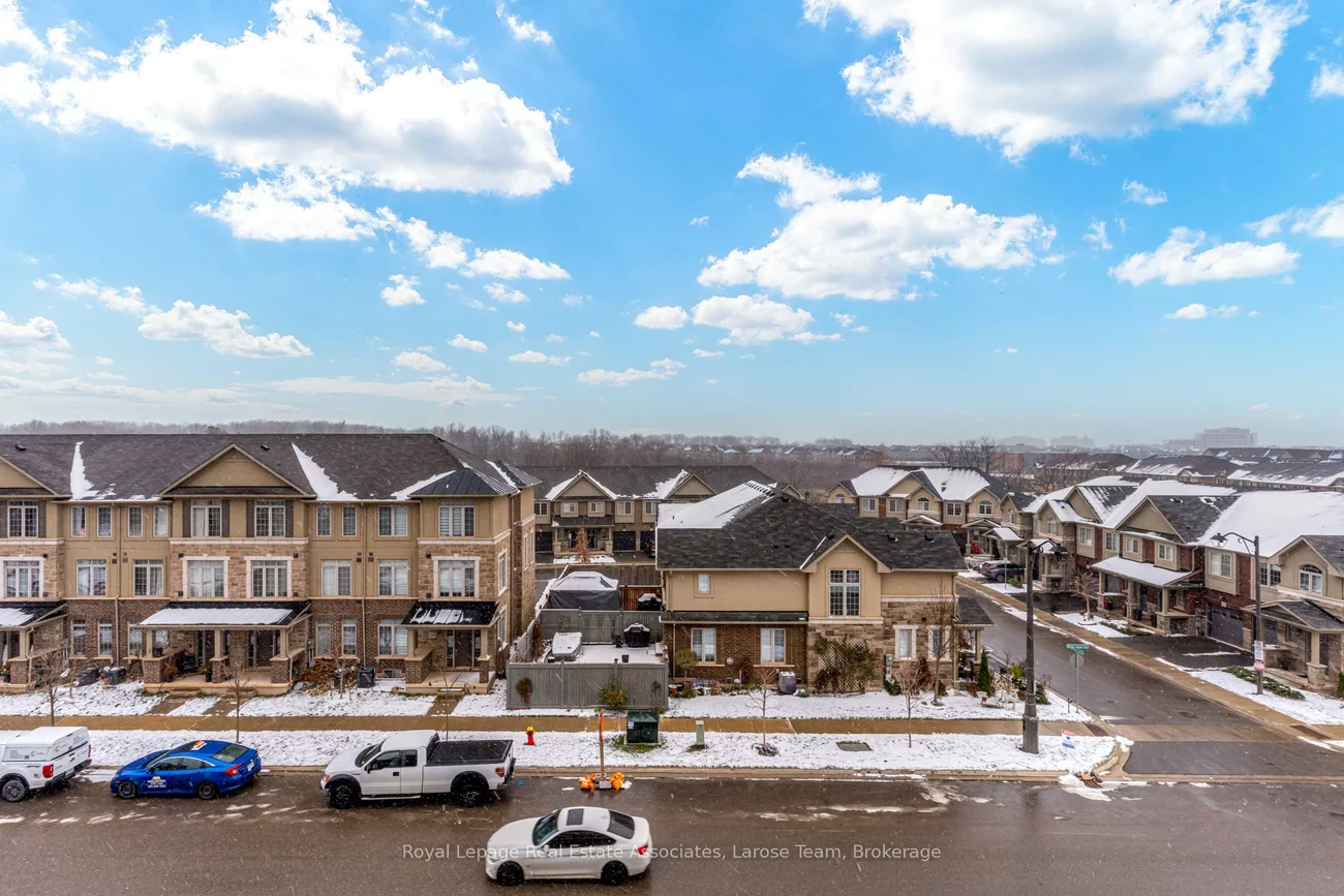 3200, William Coltson, 1010 - JM Joshua Meadows, Oakville