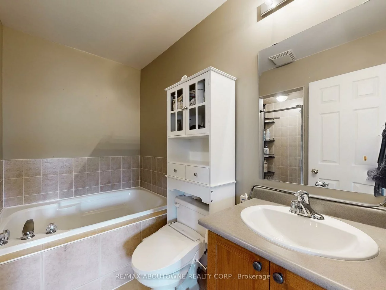 2360, Parkhaven, 1015 - RO River Oaks, Oakville