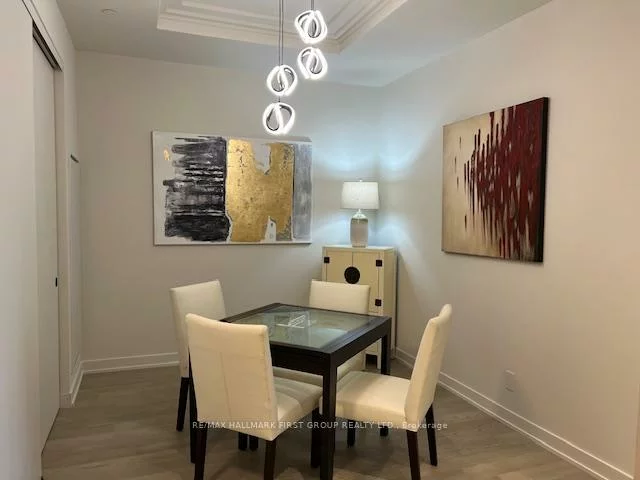 123, Maurice, 1002 - CO Central, Oakville