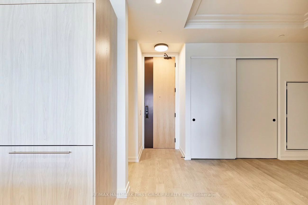 123, Maurice, 1002 - CO Central, Oakville