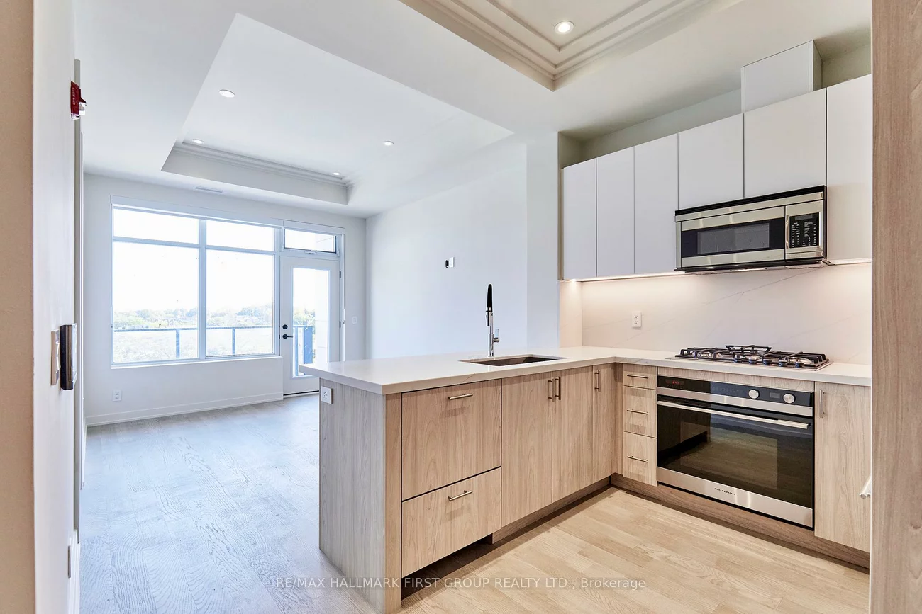 123, Maurice, 1002 - CO Central, Oakville