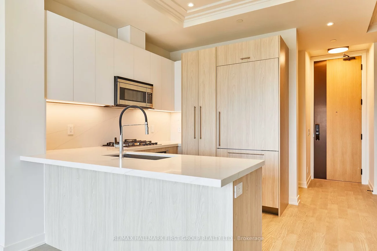 123, Maurice, 1002 - CO Central, Oakville