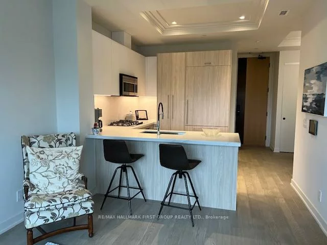 123, Maurice, 1002 - CO Central, Oakville