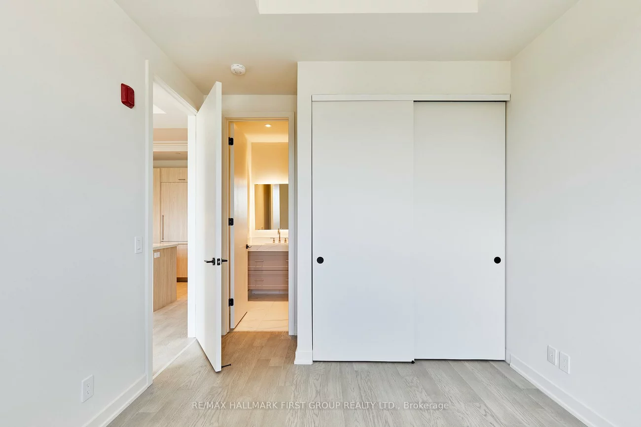 123, Maurice, 1002 - CO Central, Oakville