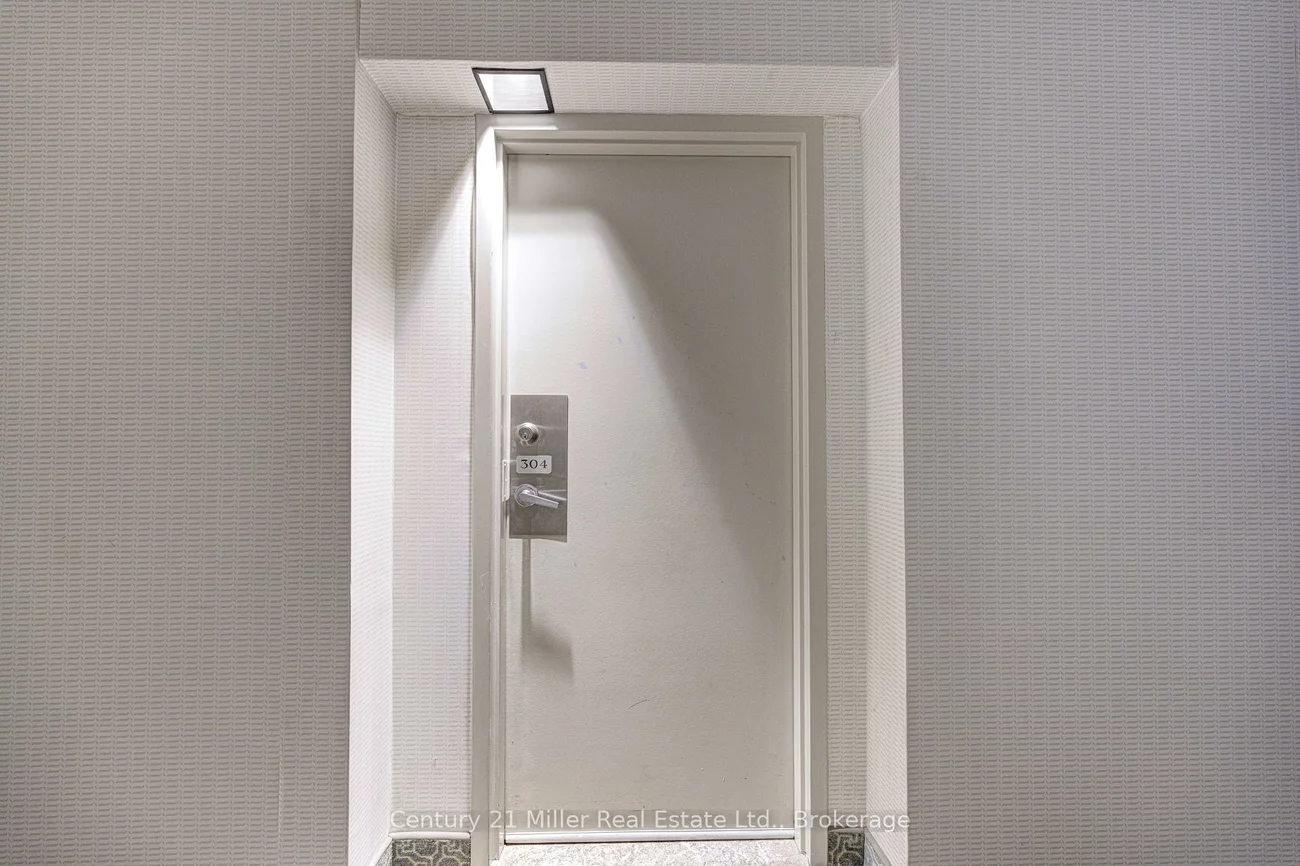 20, Speers, 1002 - CO Central, Oakville