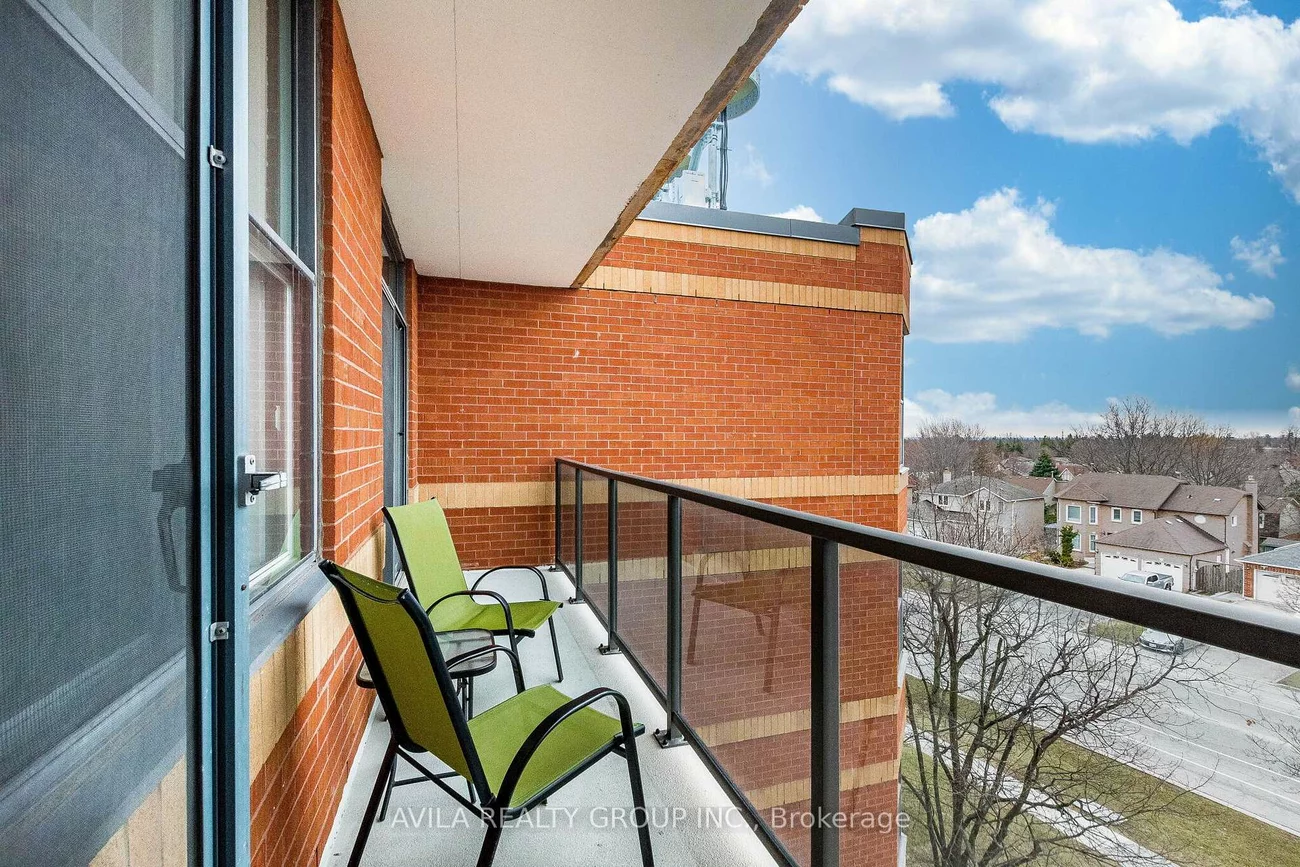 2199, Sixth, 1015 - RO River Oaks, Oakville