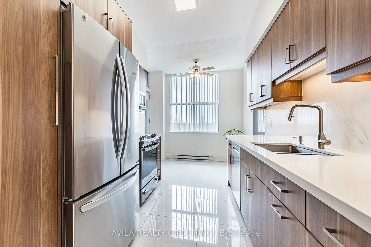 2199, Sixth, 1015 - RO River Oaks, Oakville